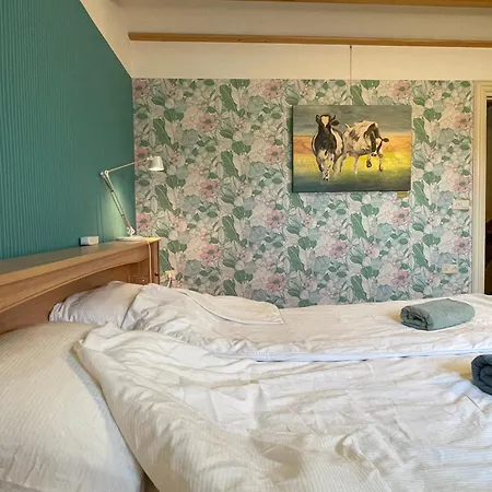 't Ouw Ateljeeke B&B Budel